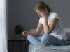 Чому жінки відчувають більше болю: нове дослідження розкриває причини