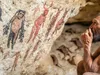 Як одяг і охра допомогли Homo sapiens вижити?